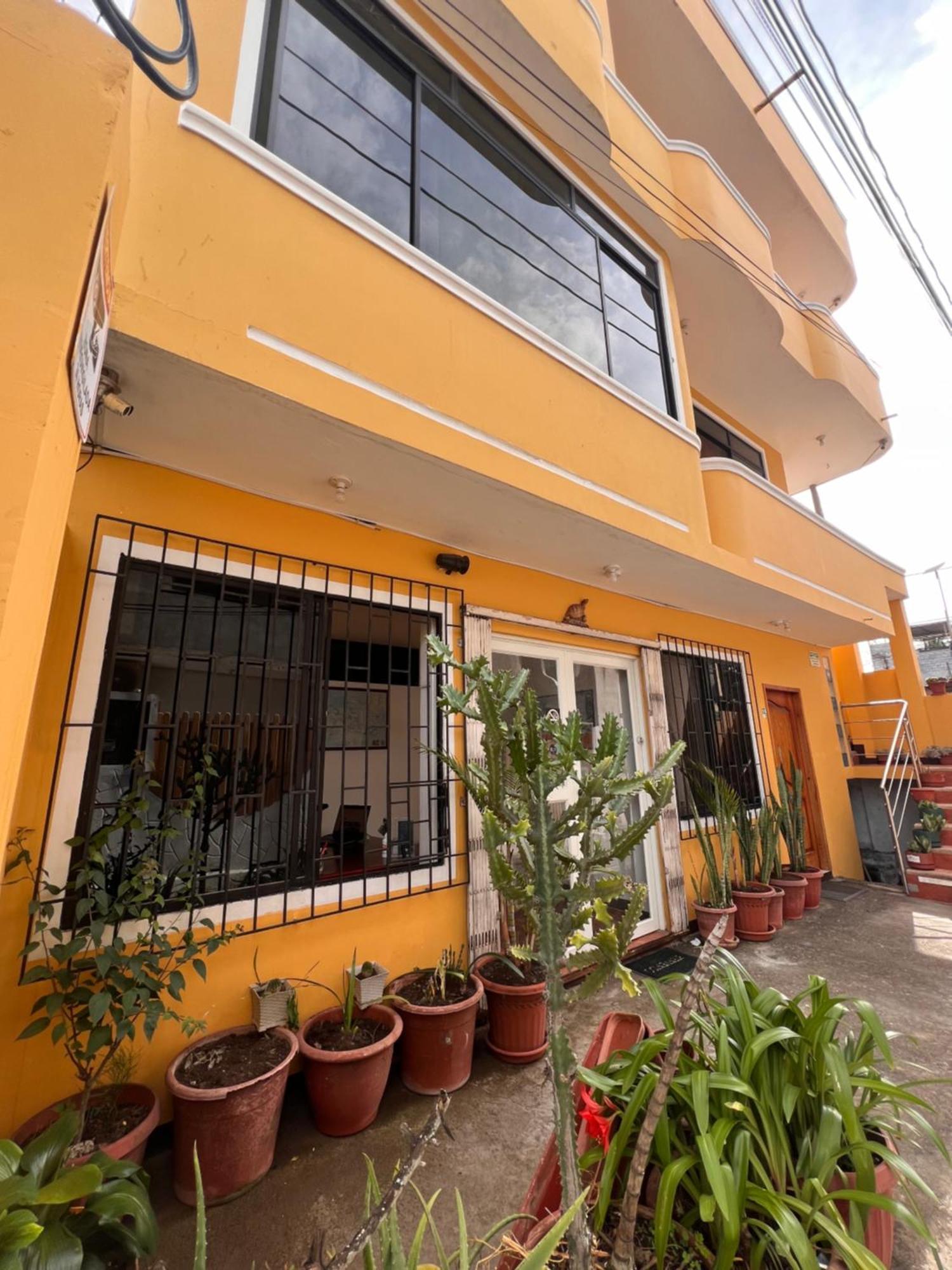 Hostal Casa Cascada Puerto Ayora  Bagian luar foto